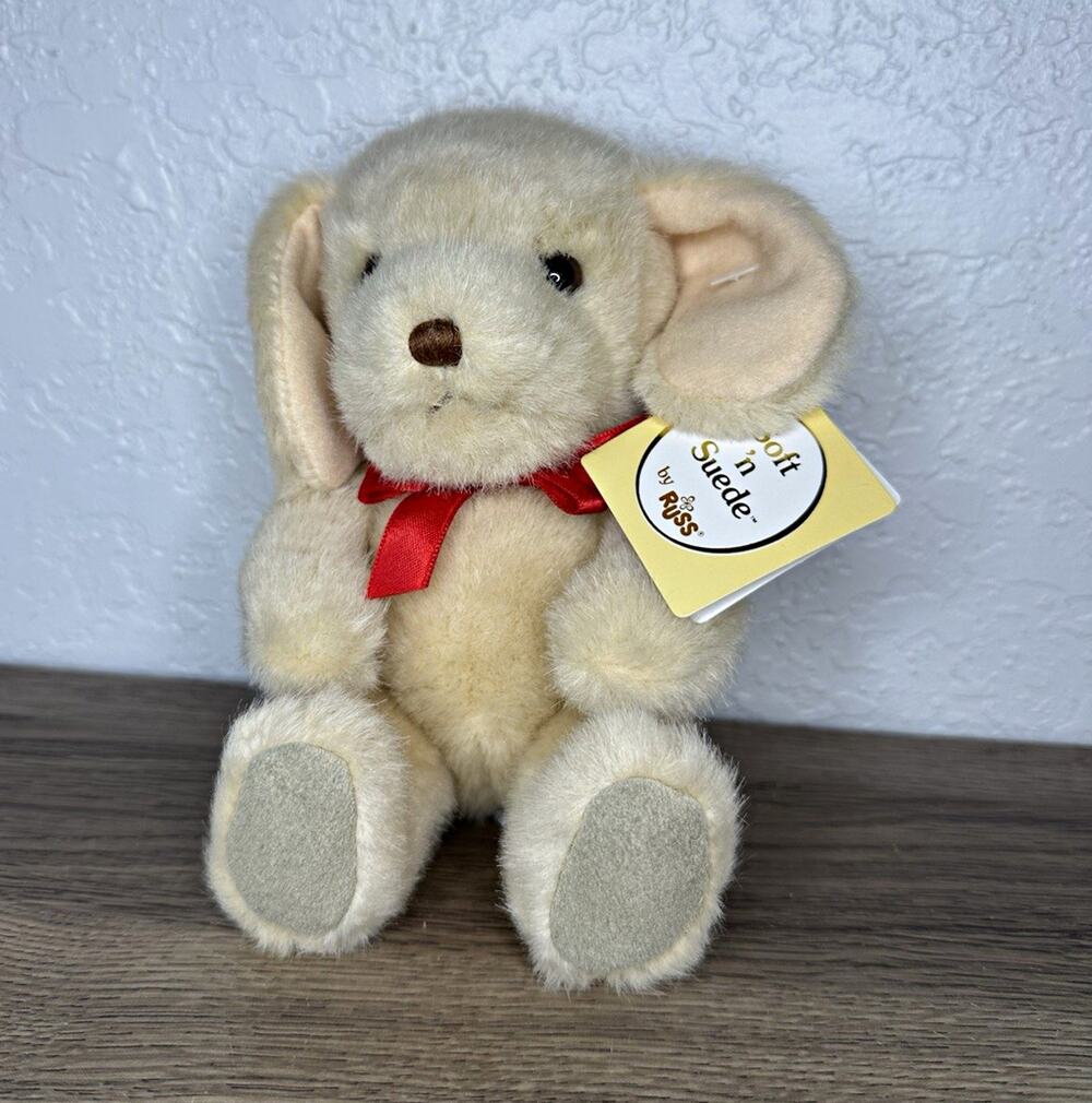 Vintage Russ Berrie Soft ‘N Suede Cream Puppy Dog Plush Stuffed Red Bow 7”